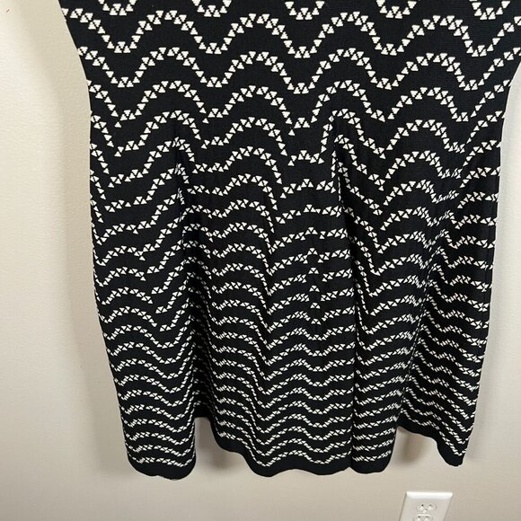 Ted Baker Bryena Fit & Flare Dress Size 4 US 8 Black Geometric Knit Event - Picture 6 of 10
